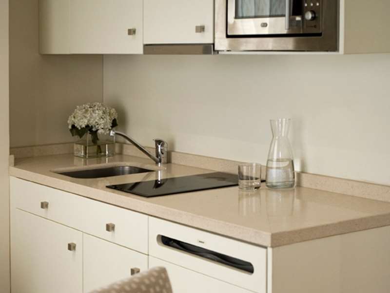Viena Plaza De Espana Aparthotel 3*